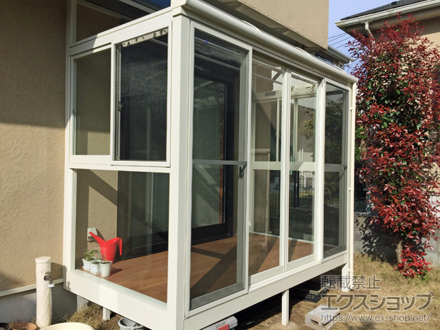 のテラス囲い・サンルーム サニージュ R型 床納まり ランマ無 積雪〜20cm対応 施工例