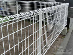 のフェンス・柵 イーネットフェンス1F型 水平地用 自由柱施工 施工例
