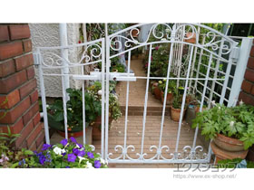 の門扉 ラフィーネ門扉4型 両開き親子 門柱使用 施工例