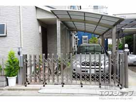 のカーゲート 【特注】アルシャインII HW型 Aタイプ 両開閉仕様 センターレール 400 施工例