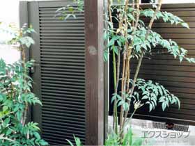 の門扉 ライシス門扉 5型 横目隠し 片開き 柱使用 施工例