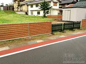 のフェンス・柵 ルシアスフェンスF04型 横板 木目カラー 自由柱施工 施工例