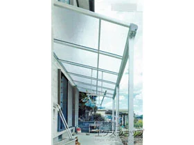 YKKAPのテラス屋根 ヴェクターテラス F型 テラスタイプ 連棟 積雪～20cm対応 施工例
