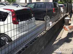 のフェンス・柵 シンプレオフェンスSY1型 横スリット 自由柱施工 施工例