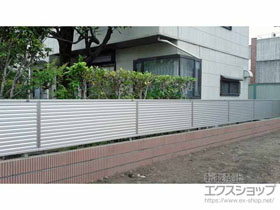 のフェンス・柵 ミエーネフェンス 目隠しルーバータイプ 自由柱施工 施工例