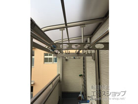 のバルコニー・ベランダ屋根 プレシオステラス R型 屋根タイプ 多連結 積雪〜20cm対応 施工例