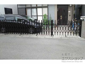 のカーゲート アルシャインII M型 Aタイプ ノンレール 両開き親子（230＋550） 施工例