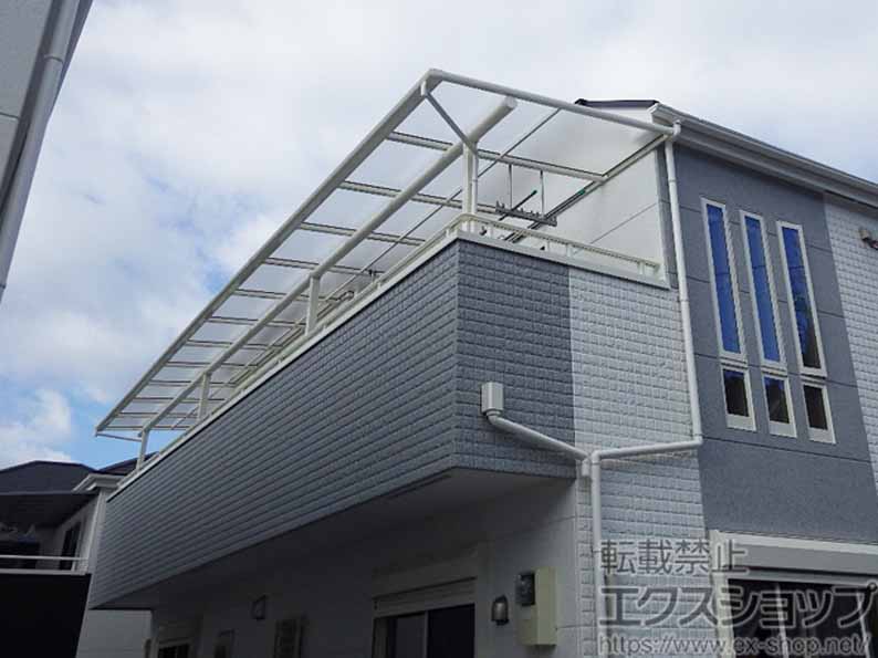のバルコニー・ベランダ屋根 ヴェクターテラス F型 屋根タイプ 3連棟 積雪〜20cm対応 施工例
