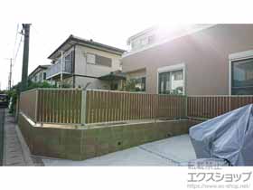 のフェンス・柵 ルシアスフェンスF03型 たて半目隠し 自由柱 施工例