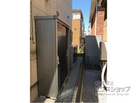 の物置・屋外倉庫 エスモ 一般型 1350×520×1959 ESE-1305A-SM 施工例