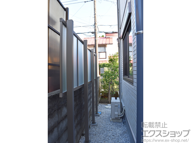 のフェンス・柵 ライシスフェンス P型 ポリカーボネート アルミ多段柱使用（パネル1段） 施工例