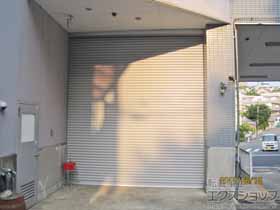 のガレージシャッター プラテアII スチールタイプ 内部付 外置き電動式 施工例