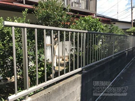 Value Select�̃t�F���X�E��E�� �~�G�b�^�t�F���X �h�Ƃ��Ċi�q�^�C�v ���R���{�H �{�H��