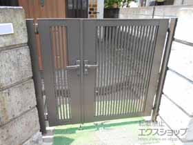 の門扉 ライシス門扉 2型 細たて桟 両開き親子 柱使用 施工例