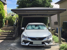 のカーポート フーゴAプラス (アーチスタイル)  木調色 積雪〜30cm対応※耐雪風圧強化パッケージ※ 施工例