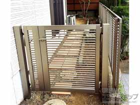 の門扉 【Ｃ】プレスタ門扉 1型 細横桟 片開き 柱使用 施工例