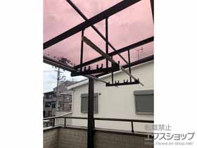 バルコニー屋根 ヴェクターテラス F型 屋根タイプ 単体 積雪〜20cm対応+吊り下げ式物干し 標準 2本入り×1セット 施工例