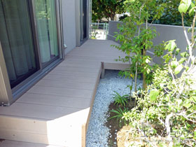 のウッドデッキ レストステージ 幕板納まり 施工例