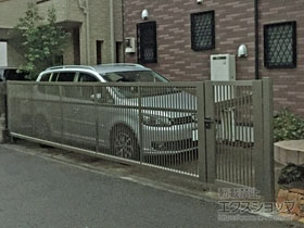 のカーゲート ラビーネ2型 ワイド 手動式 施工例