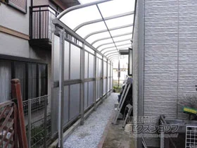 Value Selectのテラス屋根 プレシオステラス 前面パネル 施工例