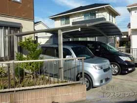YKKAPのカーポート レイナツインポートグラン 積雪～20cm対応 施工例