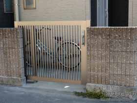 の門扉 アーキスライドB型 単色 片引き15-12 施工例