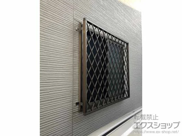 LIXIL ���N�V��(�g�X�e��)�̖ʊi�q�E���i�q �q�V�N���X�ʊi�q �{�H��