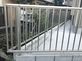 Value Select�̃t�F���X�E��E�� �~�G�b�^�t�F���X �h�Ƃ��Ċi�q�^�C�v ���R���{�H �{�H��