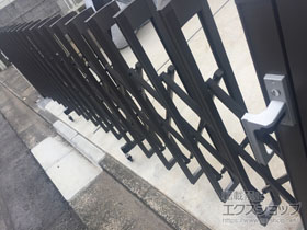 のカーゲート アルシャインII M型 Aタイプ ノンレール 片開き 390S 施工例