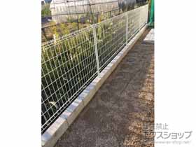 のフェンス・柵 ハイグリッドフェンスUF8型 フリーポールタイプ 施工例