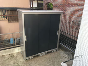 の物置・屋外倉庫 エスモ 一般型 1797×750×1959 ESE-1807A-SM 施工例