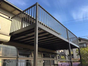 LIXIL ���N�V��(�g�X�e��)�̃o���R�j�[ �r���[�X�e�[�WH�X�^�C�� �c���i�q �A�� �����Ď� �{�H��