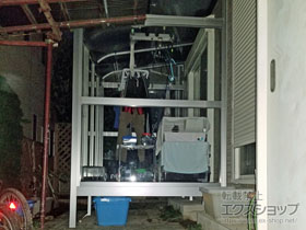 のテラス囲い・サンルーム サニージュ R型 床納まり ランマ無 積雪〜20cm対応 施工例