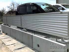 のフェンス・柵 ミエーネフェンス 目隠しルーバータイプ 自由柱タイプ 施工例