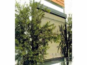 の窓シャッター 【特注】リフォームシャッター イタリヤ 電動リモコン式 施工例