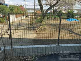 のフェンス・柵 ハイグリッドフェンスUF8型 フリーポールタイプ 施工例