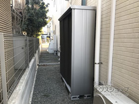 の物置・屋外倉庫 エスモ 一般型 1797×520×1959 ESE-1805A-DW 施工例