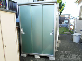 の物置・屋外倉庫 エスモ 一般型 1350×900×1959（ESE-1309A） ESE-1309A-EG 施工例