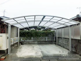 YKKAPのカーポート レイナツインポートグラン　積雪～20cm対応 施工例