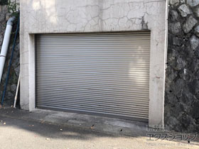 ガレージシャッター ガレージシャッタークワトロ 電動式 内部付タイプ 施工例