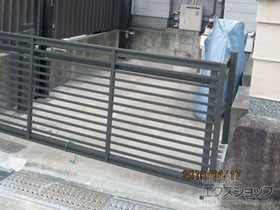 のカーゲート オーバードアS1型 手動式 施工例