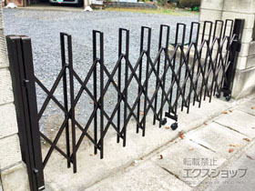 のカーゲート トリップゲート RA型(錠無し)ノンレール 片開き 33S 施工例