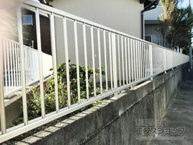 Value Select�̃t�F���X�E��E�� �~�G�b�^�t�F���X �h�Ƃ��Ċi�q�^�C�v�@���R���{�H �{�H��