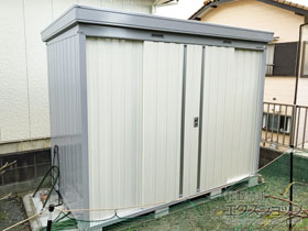 の物置・屋外倉庫 ネクスタ 一般型 2630×1370×2020（NXN-36S） NXN-36S-FW 施工例
