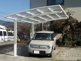 YKKAPのカーポート レイナポートグラン　積雪～20cm対応 施工例