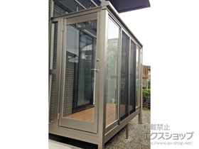 のテラス囲い・サンルーム サニージュ R型 床納まり ランマ無 積雪〜20cm対応 施工例