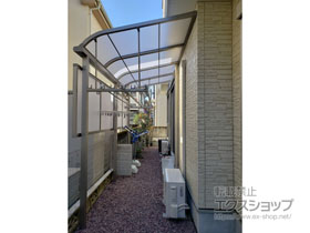 のテラス屋根 スピーネ R型 テラスタイプ 単体 積雪〜20cm対応＋スピーネ 吊り下げ物干しBセット ロング 2本入×1セット 施工例