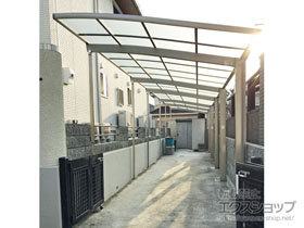 のカーポート ネスカR (ラウンドスタイル) 縦3連棟 積雪〜20cm対応 施工例