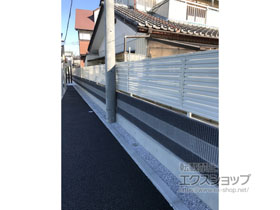 のフェンス・柵 ミエーネフェンス 目隠しルーバータイプ 自由柱施工 施工例