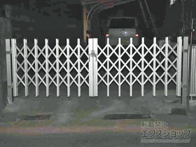 のカーゲート アルシャインHG ノンキャスター 両開き*340W 施工例